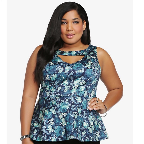 💙💚 Torrid Floral Print Peplum Top - Picture 1 of 5